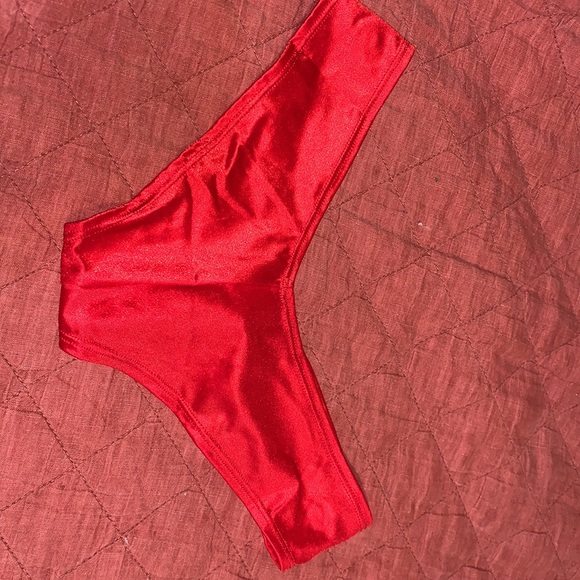 Exotic Dance Clothes - Picture 2 of 2